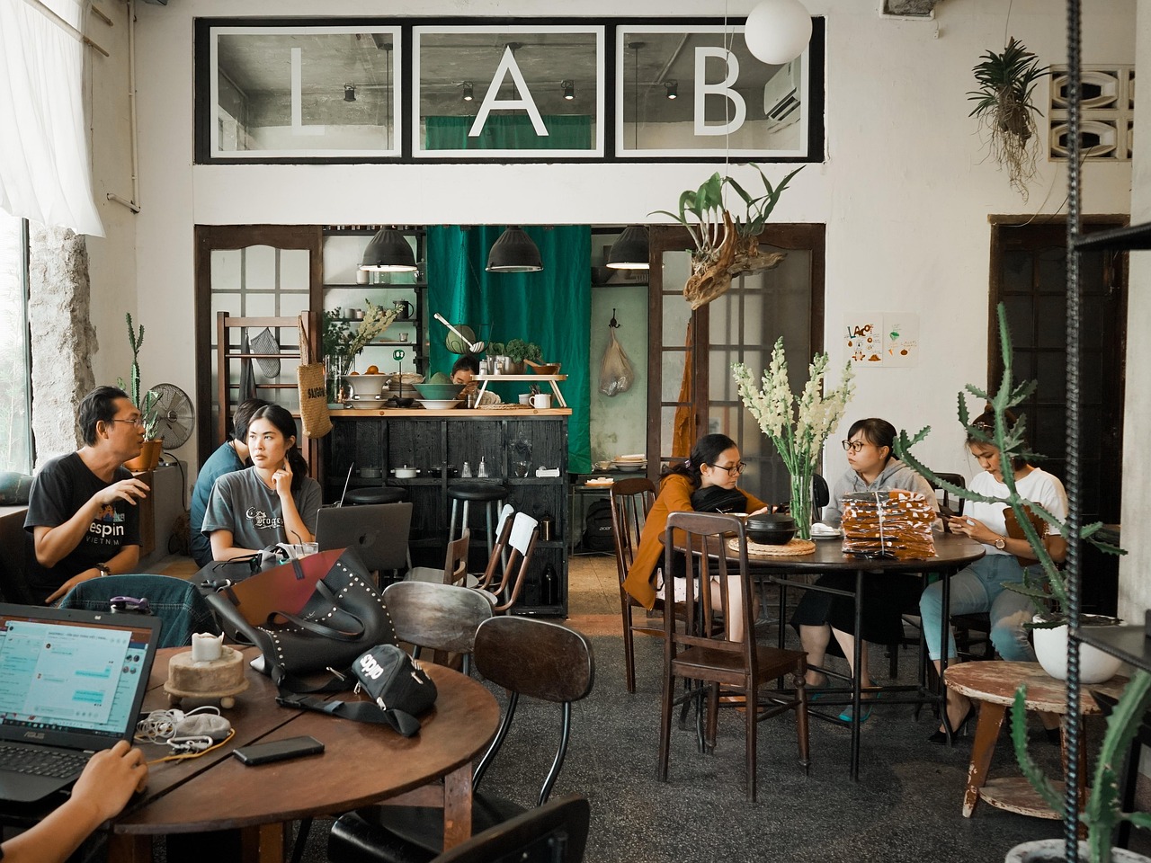 华夏修魔世界：南宁大众点评怎么注册账号